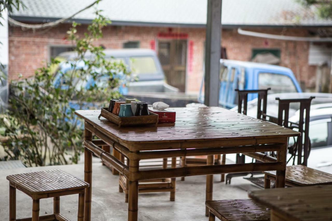 Dongguang Zhixing Homestay Yuchi Exterior foto
